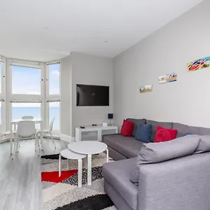 Beautiful Sea View Kingsize Bed Central One Bedroom Holiday Flat Brighton