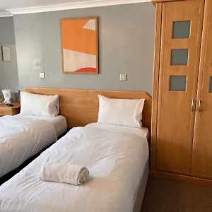 3* Hotel The Gullivers
